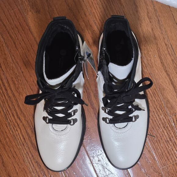 NWT Eric Michael White And Black Kai Leather. Women's Size 39 8.5-9 - Picture 2 of 9